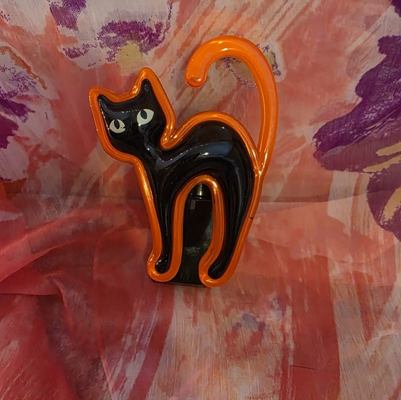 Bath & Body Works Black and Orange Cat Figurine - Picture 5 of 5